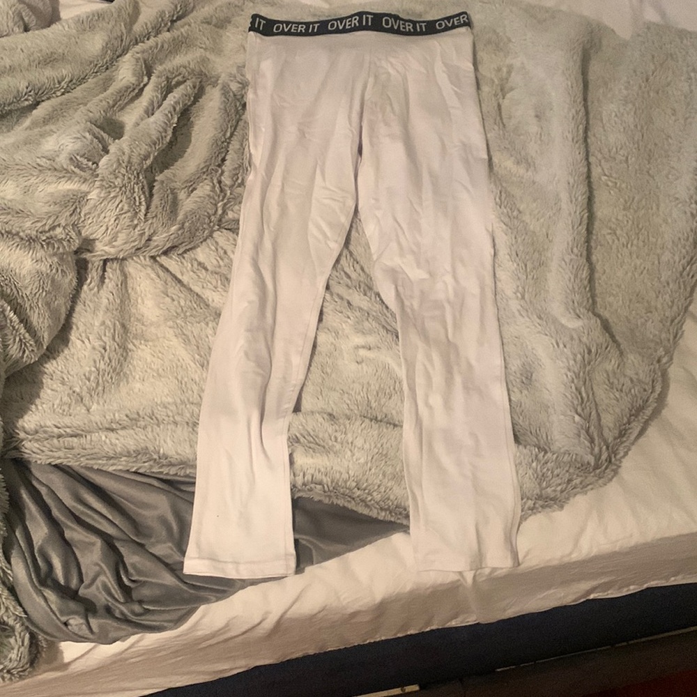white leggings